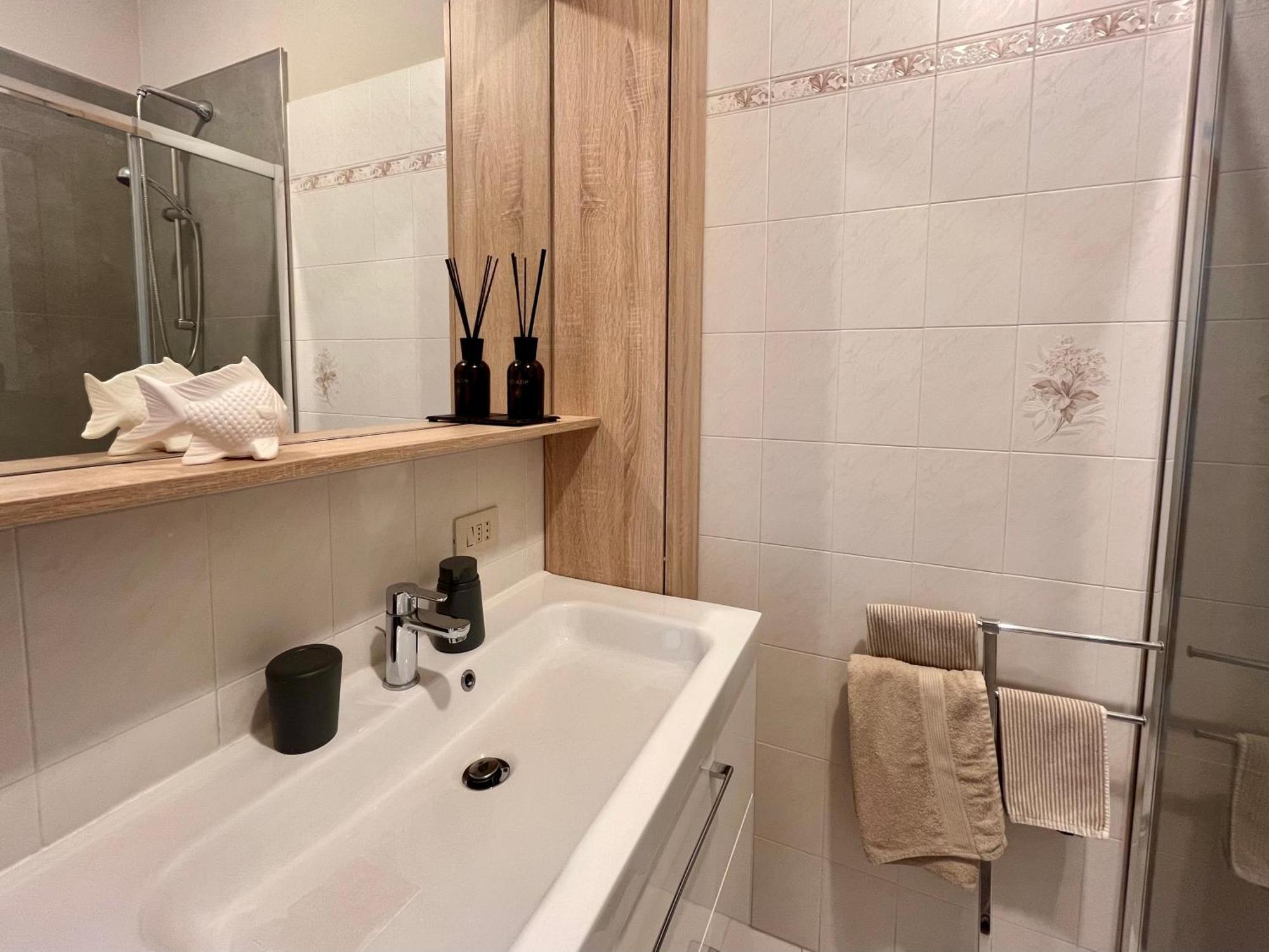 L'Acero Home บาเวโน ภายนอก รูปภาพ